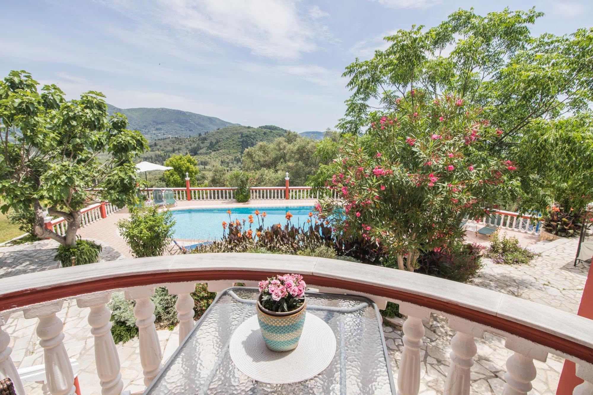 Villa Pangalis Romantica Kato Pavliana Eksteriør billede